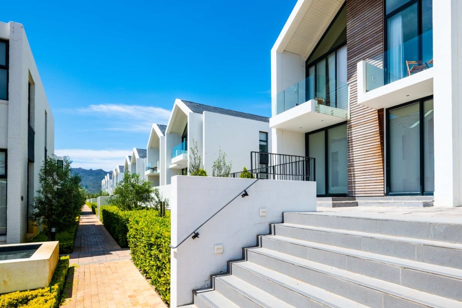 To Let 2 Bedroom Property for Rent in Val De Vie Estate Western Cape